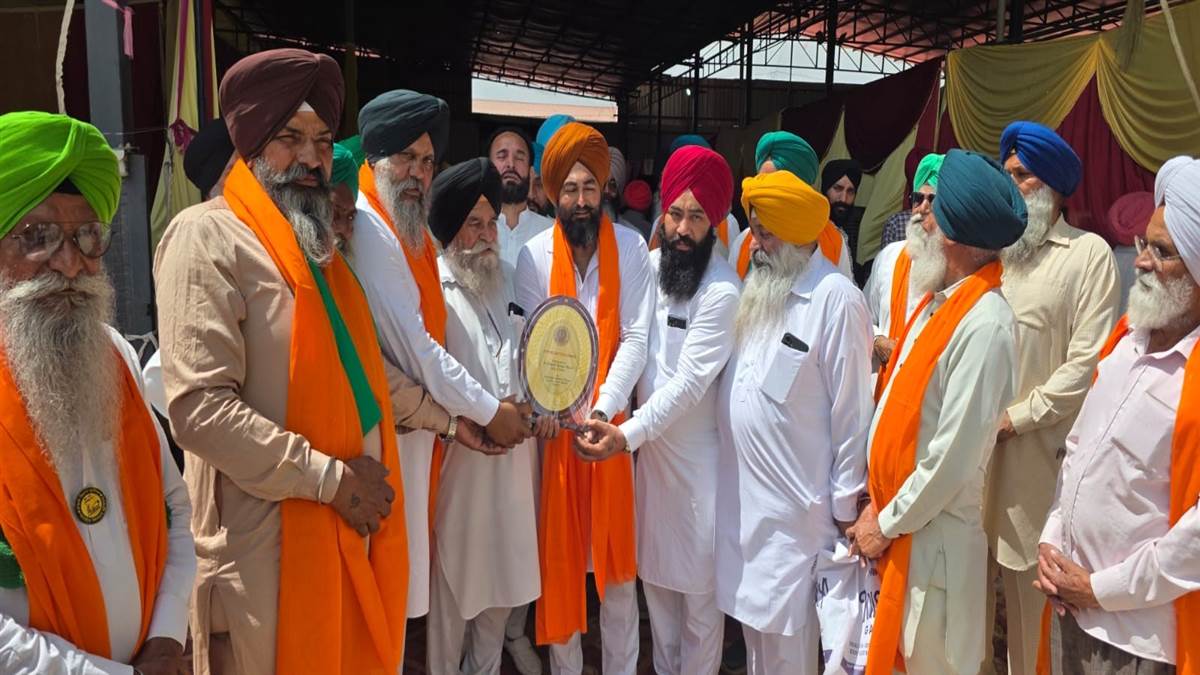 ਸਟੇਟ ਐਵਾਰਡ ਜੇਤੂ ਕਿਸਾਨ ਫ਼ਤਿਹ ਸਿੰਘ ਸੈਣੀ ਦਾ ਵਿਸ਼ੇਸ਼ ਸਨਮਾਨ