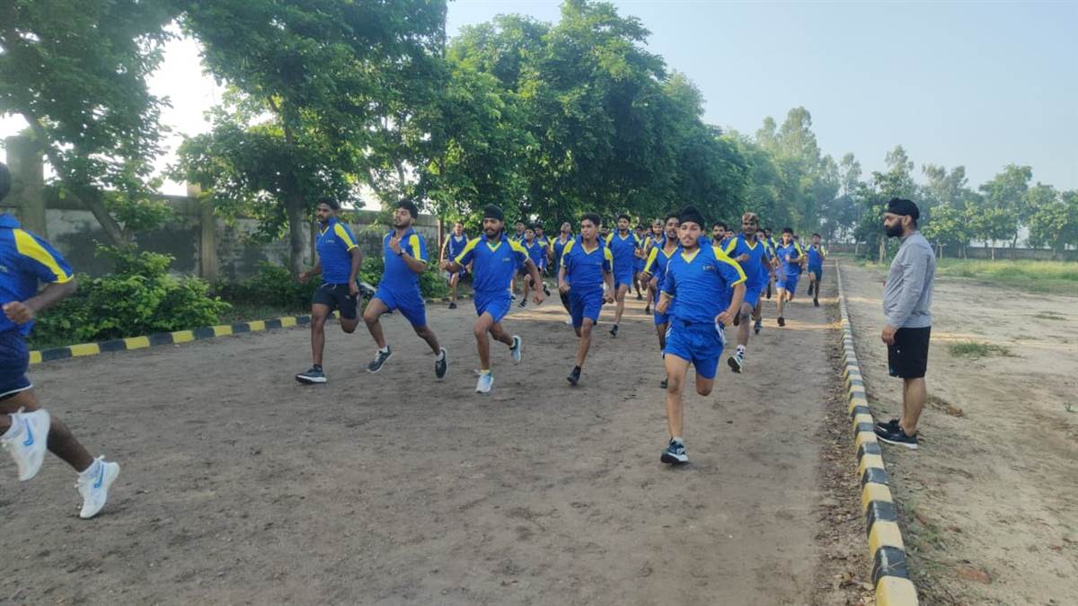 ਸੀ-ਪਾਈਟ ਕੈਂਪ ਹਕੂਮਤ ਸਿੰਘ ਵਾਲਾ ਨੌਜਵਾਨਾਂ ਨੂੰ ਰੁਜ਼ਗਾਰ ਦੇਣ ’ਚ ਪਾ ਰਿਹਾ ਅਹਿਮ ਯੋਗਦਾਨ : ਡੀਸੀ