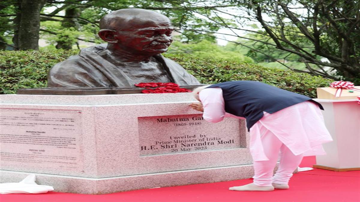 PM Modis Message Of Peace As He Unveils Gandhi Statue In Japans Hiroshima