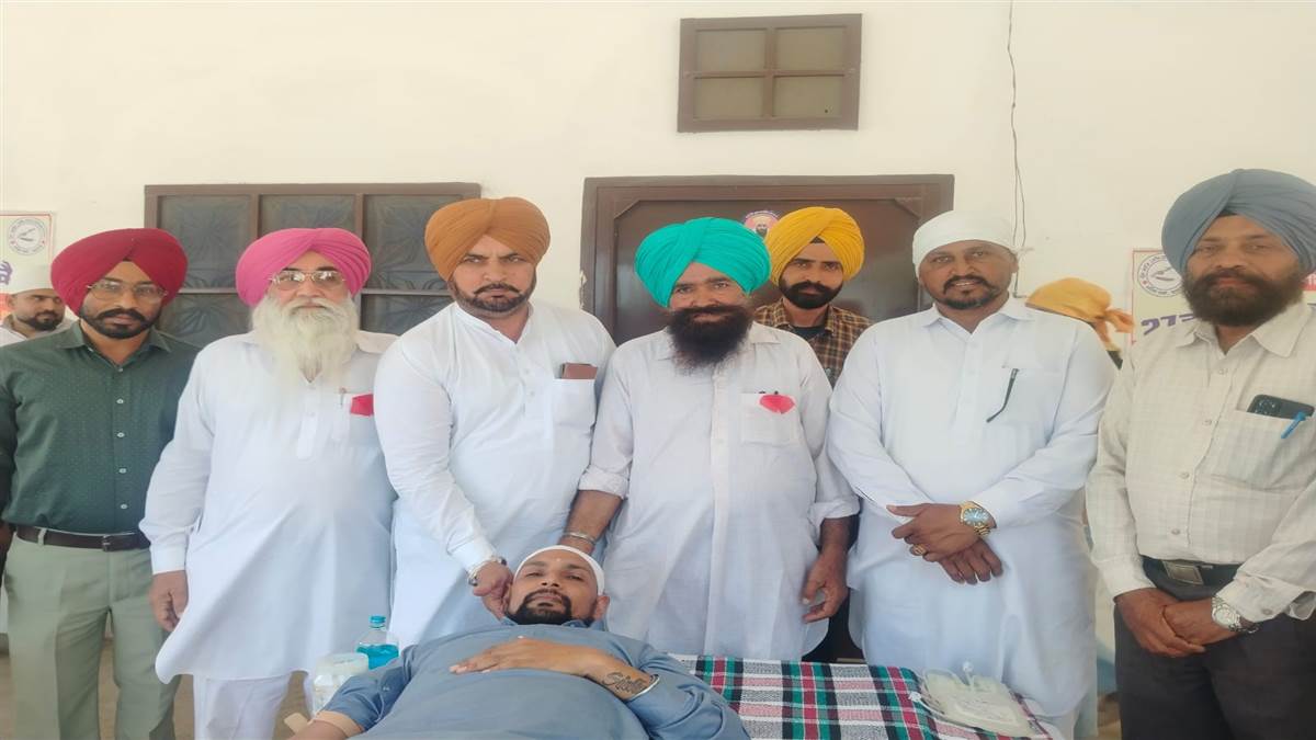 ਪ੍ਰੈੱਸ ਕਲੱਬ ਨੇ ਲਾਇਆ ਖ਼ੂਨਦਾਨ ਕੈਂਪ