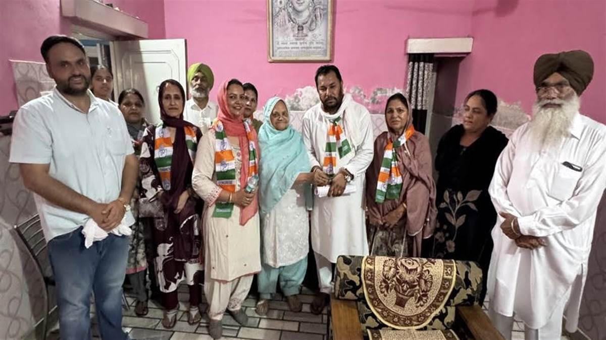 45 ਡਿਗਰੀ ਦੇ ਬਾਵਜੂਦ ਚੋਣ ’ਚ ਨਿੱਤਰੇ ਉਮੀਦਵਾਰ ਵੋਟਰਾਂ ਤੱਕ ਕਰ ਰਹੇ ਪਹੁੰਚ