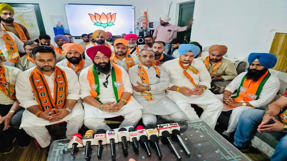 ਨਗਰ ਕੌਂਸਲ ਚੋਣਾਂ ਸਬੰਧੀ ਹਰਜੀਤ ਸਿੰਘ ਸੰਧੂ ਨੇ ਕੀਤੀ ਮੀਟਿੰਗ