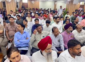 ਲੁਧਿਆਣਾ ਤੱਕ ਪਹੁੰਚੀ ਕੇਂਦਰ ਦੀ ਰੁਜ਼ਗਾਰ ਯੋਜਨਾ ਦੀ ਗੂੰਜ; ₹2400 ਕਰੋੜ ਦੇ ਫੰਡ ਸਿੱਧੇ ਖਾਤਿਆਂ 'ਚ ਟ੍ਰਾਂਸਫਰ, ਉਦਯੋਗਾਂ ਤੇ ਕਰਮਚਾਰੀਆਂ 'ਚ ਖੁਸ਼ੀ ਦੀ ਲਹਿਰ