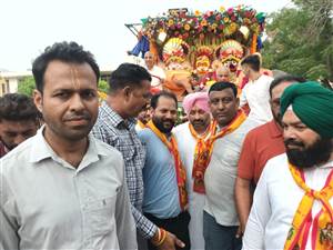 ਬਰਨਾਲਾ ਪੁੱਜੀ ਭਗਵਾਨ ਜਗਨਨਾਥ ਰੱਥ ਯਾਤਰਾ, ਜੈਕਾਰਿਆਂ ਨਾਲ ਗੂੰਜਿਆ ਆਕਾਸ਼