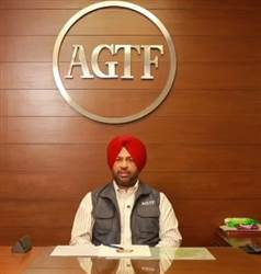 ਪੰਜਾਬ ਪੁਲਿਸ ਦੇ ਹੱਥੇ ਚੜ੍ਹਿਆ ਵਿਦੇਸ਼ 'ਚ ਲੁਕਿਆ 4 ਹੱਤਿਆਵਾਂ ਕਰਨ ਵਾਲਾ ਗੈਂਗਸਟਰ ਜੋਬਨ, 3 ਮਹੀਨੇ ਬਾਅਦ ਮਿਲੀ ਸਫ਼ਲਤਾ