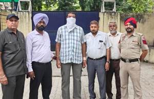 Vigilance Action : ਲੁਧਿਆਣਾ ’ਚ 10000 ਰੁਪਏ ਰਿਸ਼ਵਤ ਲੈਂਦਾ ਸਹਾਇਕ ਸਬ-ਇੰਸਪੈਕਟਰ ਗਿ੍ਰਫ਼ਤਾਰ