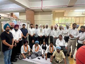 LADC ਪ੍ਰਣਾਲੀ ਦੇ ਵਿਰੋਧ 'ਚ ਜ਼ਿਲ੍ਹਾ ਬਾਰ ਐਸੋਸੀਏਸ਼ਨ ਪਟਿਆਲਾ ਦਾ ਅੰਦੋਲਨ ਤੇਜ਼, ਵਕੀਲਾਂ ਵਲੋਂ ਭੁੱਖ ਹੜਤਾਲ ਸ਼ੁਰੂ