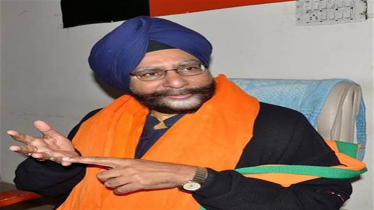 ਡਾ: ਜਗਮੋਹਨ ਸਿੰਘ ਰਾਜੂ ਨੇ ਸੰਤ ਨਿਰੰਜਨ ਦਾਸ ਨੂੰ ਗਰੀਬਾਂ, ਦਲਿਤਾਂ ਤੇ ਪਛੜੀਆਂ ਸ਼੍ਰੇਣੀਆਂ ਦੇ ਲੰਬਿਤ ਪਏ ਕੇਸਾਂ ਦਾ ਨਿਪਟਾਰਾ ਕਰਨ ਦੀ ਕੀਤੀ ਅਪੀਲ