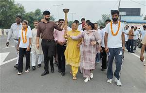 ਬਲਾਚੌਰ ’ਚ ‘ਖੇਡਾਂ ਵਤਨ ਪੰਜਾਬ ਦੀਆਂ’ ਦੀ ਮਸ਼ਾਲ ਰੈਲੀ ਦਾ ਭਰਵਾਂ ਸਵਾਗਤ