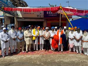 ਗਿਆਨੀ ਕੁਲਦੀਪ ਸਿੰਘ ਗੜਗੱਜ ਨੂੰ ਕੀਤਾ ਸਨਮਾਨਿਤ