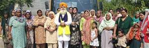 ਬੀਬੀਆਂ ਦਾ ਜੱਥਾ ਲੈ ਕੇ ਪਹੁੰਚੇ ਜਥੇ. ਖਲਵਾੜਾ