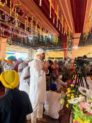 ਦਲਵੀਰ ਗਿੱਲ ਨੇ ਗੁਰਦੁਆਰਾ ਸਾਹਿਬ ਵਿਖੇ ਮੱਥਾ ਟੇਕਿਆ