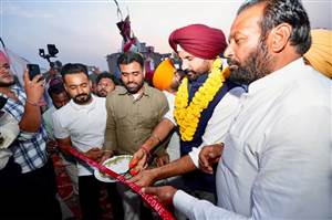 ਰਾਜਾ ਵੜਿੰਗ ਨੇ 26ਵੇਂ ਖਰੜ ਦੁਸਹਿਰਾ ਮੇਲੇ ’ਚ ਕੀਤੀ ਸ਼ਿਰਕਤ