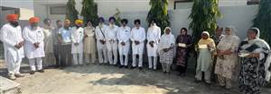 ਜੱਥੇਦਾਰ ਸਹਾਰਨ ਮਾਜਰਾ ਨੇ 14 ਲਾਭਪਾਤਰੀਆਂ ਨੂੰ ਵੰਡੇ ਚੈੱਕ