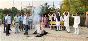 ਨਸ਼ਿਆਂ ਖਿਲਾਫ ਲੋਕਾਂ ਨੂੰ ਜਗਾਉਣ ਲਈ ਫੂਕਿਆ ਚਿੱਟੇ ਦਾ ਰਾਵਣ : ਅਜੇ ਮੰਗੂਪੁਰ