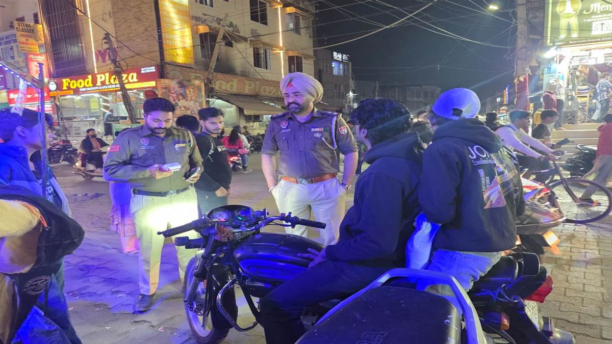 ਬਲਟਾਣਾ ਦੀ ਮੁੱਖ ਮਾਰਕੀਟ ’ਚ ਚਲਾਈ ਚੈਕਿੰਗ ਮੁਹਿੰਮ