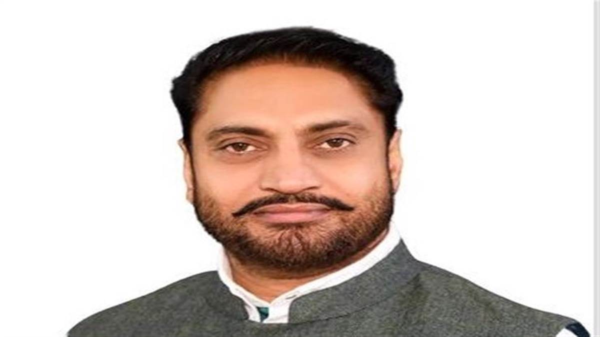 ਬਾਬਾ ਬੰਦਾ ਸਿੰਘ ਬਹਾਦਰ ਯੁੱਧ ਸਮਾਰਕ ਨੂੰ ਜਾਂਦੀ ਸੜਕ ਬਦਹਾਲ