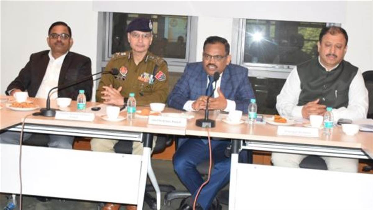 350ਵੇਂ ਸ਼ਹੀਦੀ ਸ਼ਤਾਬਦੀ ਸਮਾਗਮਾਂ ਦੌਰਾਨ ਸ਼ਰਧਾਲੂਆਂ ਦੀ ਸਹੂਲਤ ਲਈ ਕੀਤੇ ਪੁਖ਼ਤਾ ਪ੍ਰਬੰਧ, 8 ਹਜ਼ਾਰ ਸੁਰੱਖਿਆ ਕਰਮਚਾਰੀ ਕਰ ਰਹੇ ਹਨ 25 ਸੈਕਟਰਾਂ ’ਚ ਨਿਗਰਾਨੀ : ਡੀਜੀਪੀ