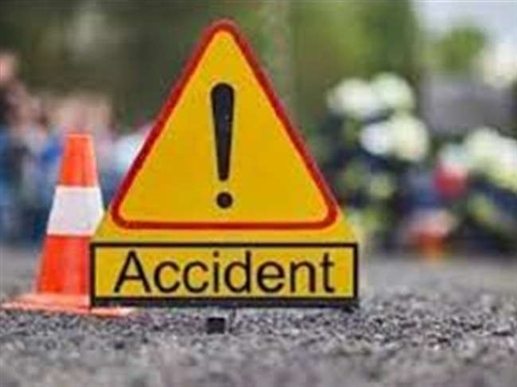 road accident due to heavy fog in luhdiana two young died
