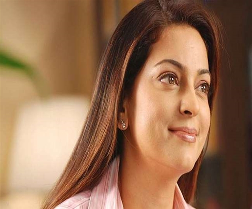 DSLSA reaches High Court for recovery of Rs 20 lakh fine imposed on Juhi Chawla know what is the whole matter