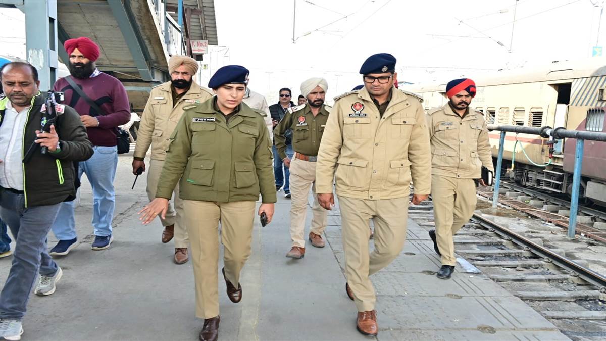 ਆਪ੍ਰੇਸ਼ਨ ਪ੍ਰਹਾਰ ਤਹਿਤ ਪੁਲਿਸ ਨੇ ਗੈਂਗਸਟਰਾਂ ’ਤੇ ਕੱਸਿਆ ਸ਼ਿਕੰਜਾ