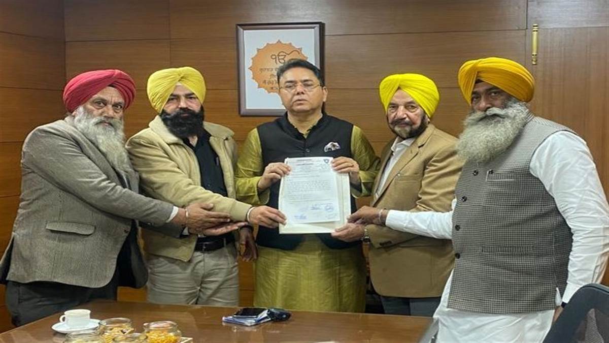 ਨੰਬਰਦਾਰਾਂ ਵੱਲੋਂ ‘ਆਪ’ ਸੂਬਾ ਪ੍ਰਧਾਨ ਅਰੋੜਾ ਨਾਲ ਮੀਟਿੰਗ