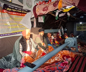 ਹੜ੍ਹ ਪੀੜਤ ਕਿਸਾਨਾਂ ਦਾ ਸੰਘਰਸ਼ 21ਵੇਂ ਦਿਨ ਵੀ ਰਿਹਾ ਜਾਰੀ