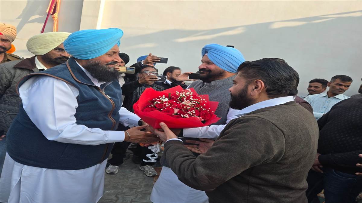ਬਾਜਵਾ ਦੀ ਆਮਦ ’ਤੇ ਟਿਕਟ ਦੇ ਦਾਅਵੇਦਾਰ ਸਿੱਧੂ ਦਾ ਸ਼ਕਤੀ ਪ੍ਰਦਰਸ਼ਨ