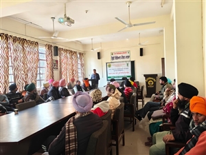 ਵੈਟਰਨਰੀ ਅਫ਼ਸਰ ਨੇ ਬੱਕਰੀਆਂ ਨੂੰ ਬਿਮਾਰੀਆਂ ਤੋਂ ਬਚਾਉਣ ਦੇ ਦੱਸੇ ਨੁਕਤੇ