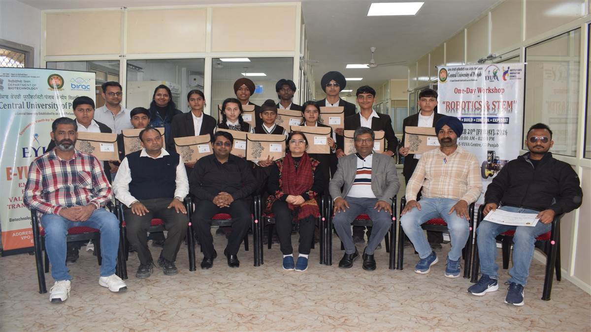 “ਰੋਬੋਟਿਕਸ ਤੇ ਸਟੇਮ” ਵਿਸ਼ੇ ’ਤੇ ਕਰਵਾਈ ਵਰਕਸ਼ਾਪ