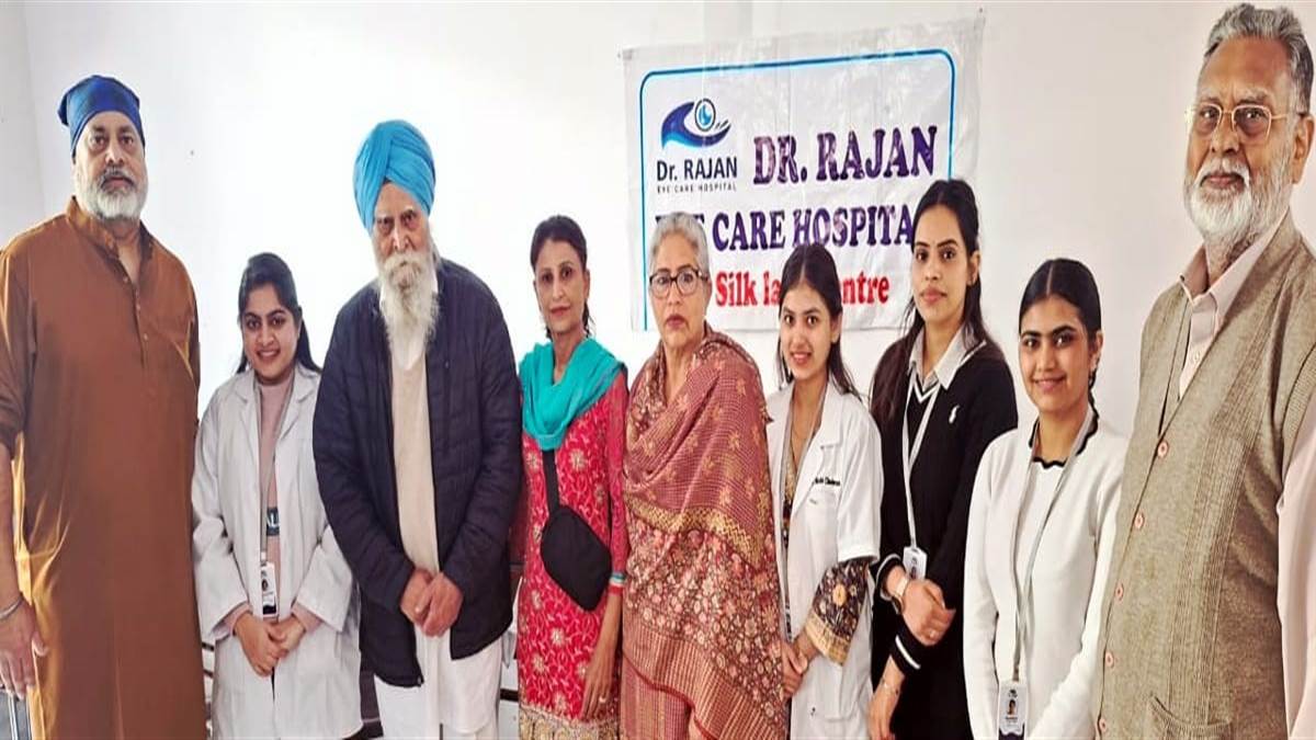 ਡਾ. ਰਾਜਨ ਆਈ ਕੇਅਰ ਦੇ ਸਹਿਯੋਗ ਨਾਲ ਲਗਾਇਆ ਅੱਖਾਂ ਦਾ ਫਰੀ ਕੈਂਪ