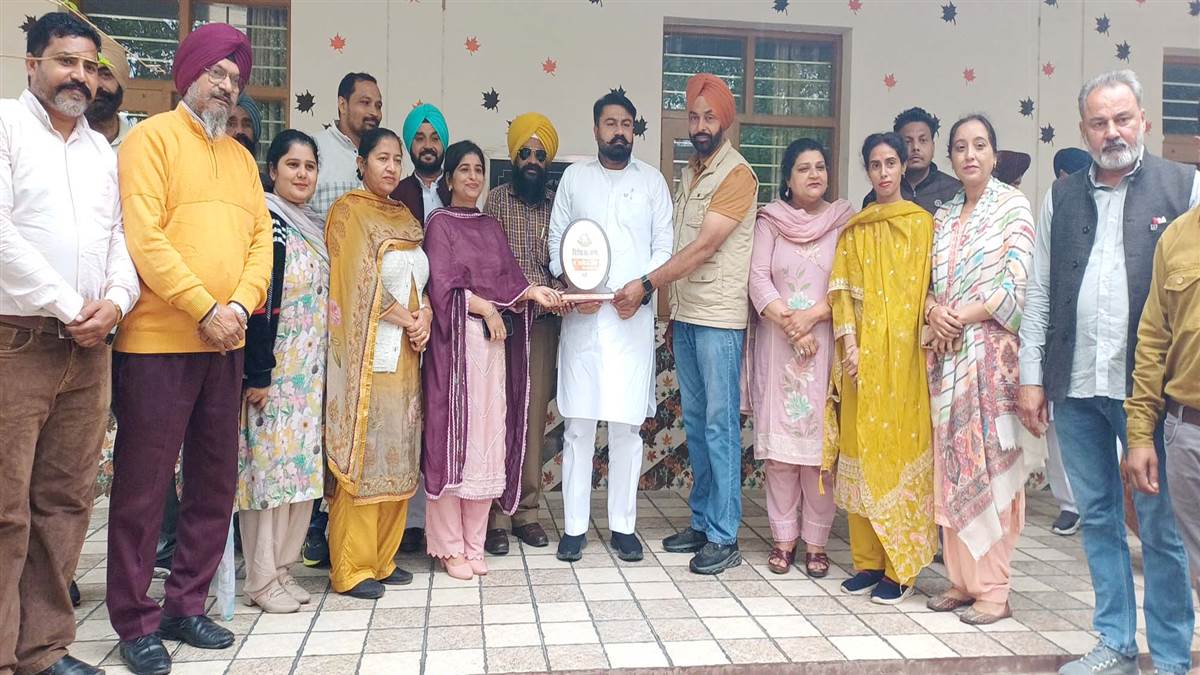 ਨਵੇਂ ਕੰਪਿਊਟਰ ਤੇ ਐੱਲਈਡੀ ਪੈਨਲਜ਼ ਦਾ ਕੀਤਾ ਉਦਘਾਟਨ