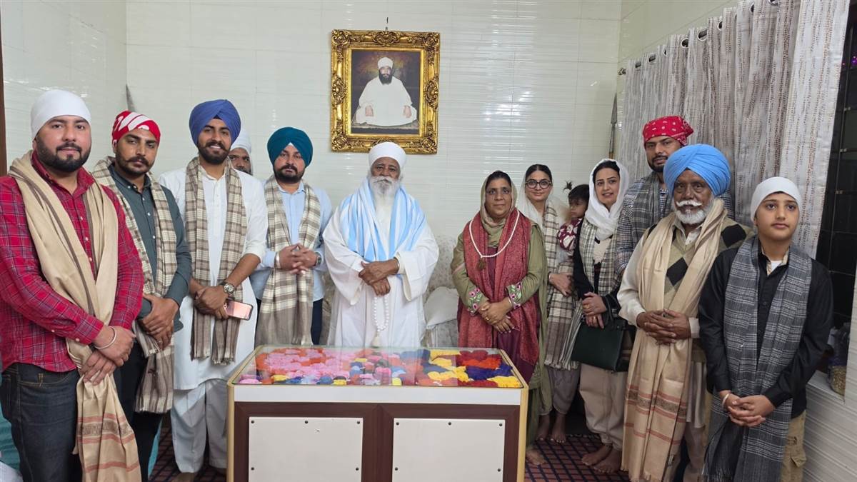ਗੁਰਦੁਆਰਾ ਨਾਨਕਸਰ ਝੋਰੜਾਂ ’ਚ ਬੀਤੀ ਰਾਤ ਮੁੱਖ ਸਮਾਗਮ ਸ਼ੁਰੂ