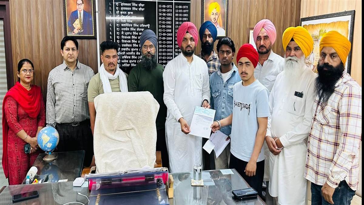 ਚੇਅਰਮੈਨ ਬਰਾੜ ਵੱਲੋਂ ਸਹਾਇਤਾ ਰਾਸ਼ੀ ਦੇ ਚੈੱਕ ਤਕਸੀਮ