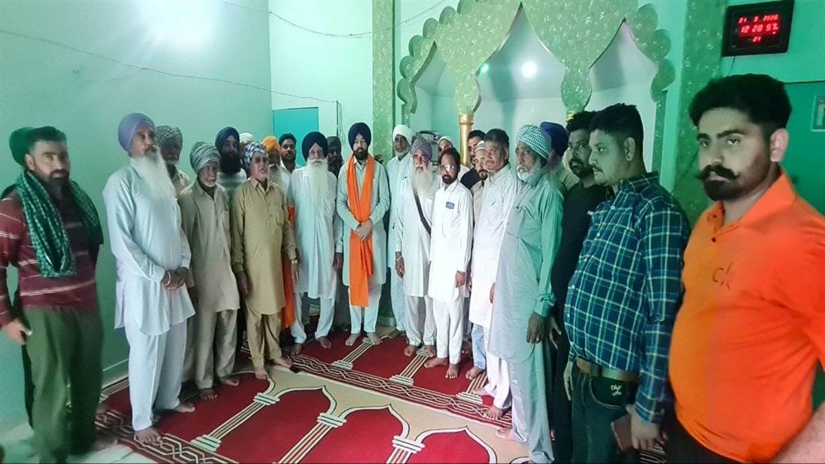 ਈਦ ਦਾ ਤਿਉਹਾਰ ਆਪਸੀ ਭਾਈਚਾਰਕ ਸਾਂਝ ਦੀਆਂ ਤੰਦਾਂ ਮਜ਼ਬੂਤ ਕਰਦਾ : ਖੰਨਾ