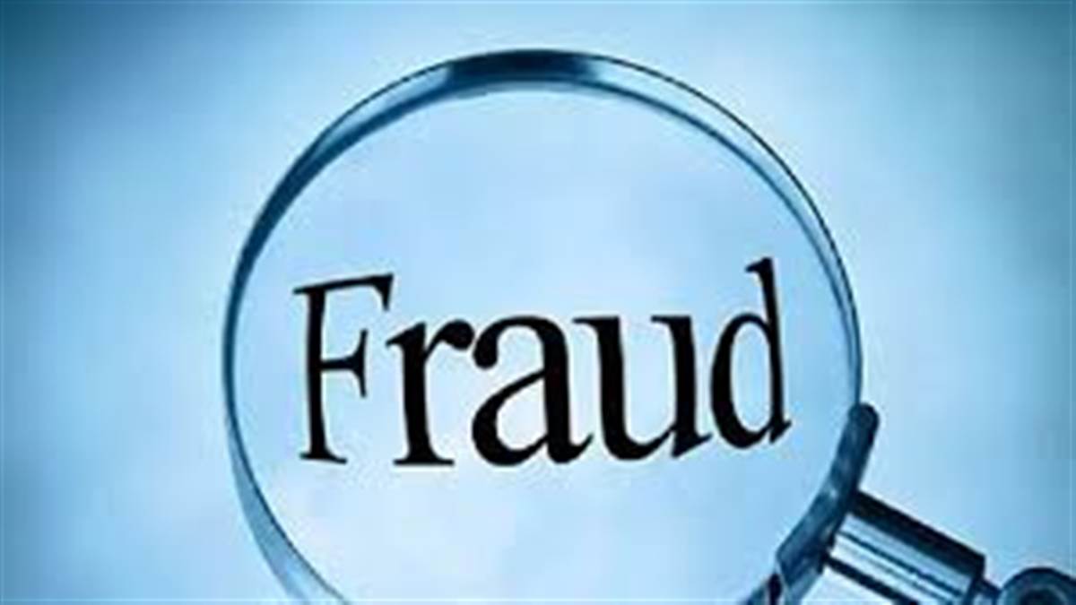 ਬਿਜਲੀ ਬੋਰਡ ਦੇ JE ਤੇ ਲੱਖਾਂ ਰੁਪਏ ਦੀ ਗੜਬੜੀ ਦਾ ਦੋਸ਼, ਖਾਤੇ ਦੀ ਜਾਣਕਾਰੀ ਨਾ ਦੇਣ ਕਾਰਨ ਫਸਿਆ ਅਧਿਕਾਰੀ; FIR ਦਰਜ