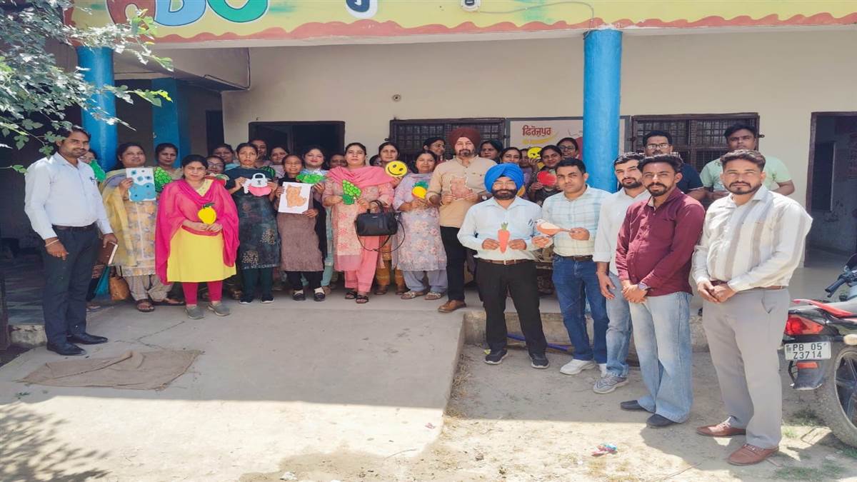 ‘ਹੈਂਡ ਮੇਡ ਮਟੀਰੀਅਲ’ ਵਰਕਸ਼ਾਪ ਲਗਈ