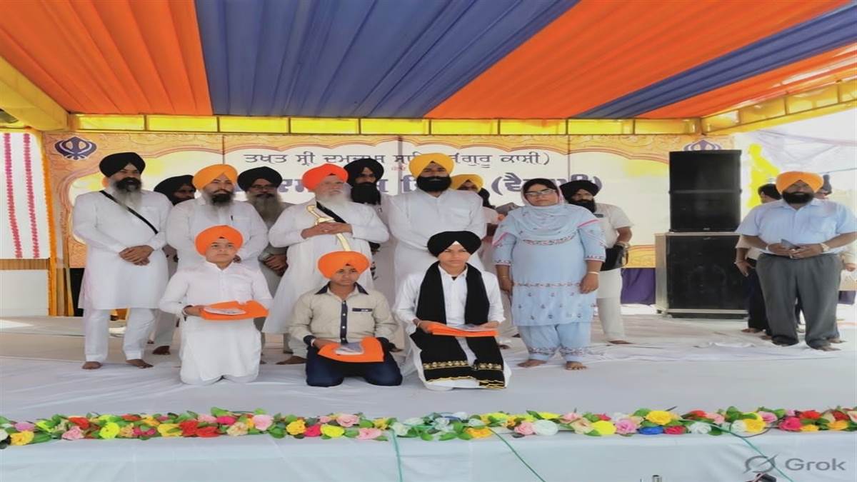 ਦਸਤਾਰ ਮਕਾਬਲੇ ’ਚ ਮੋਹਰੀ ਵਿਦਿਆਰਥੀ ਸਨਮਾਨਿਤ