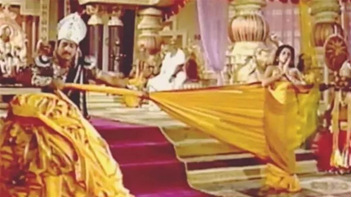 38 ਸਾਲ ਪਹਿਲਾਂ 'ਮਹਾਭਾਰਤ' ਦੇ 'ਚੀਰ ਹਰਨ' ਐਪੀਸੋਡ ਨੇ ਮਚਾ ਦਿੱਤੀ ਸੀ ਤੜਥੱਲੀ, ਸੱਚਮੁੱਚ ਰੋਣ ਲੱਗ ਪਈ ਸੀ 'ਪਾਂਚਾਲੀ'