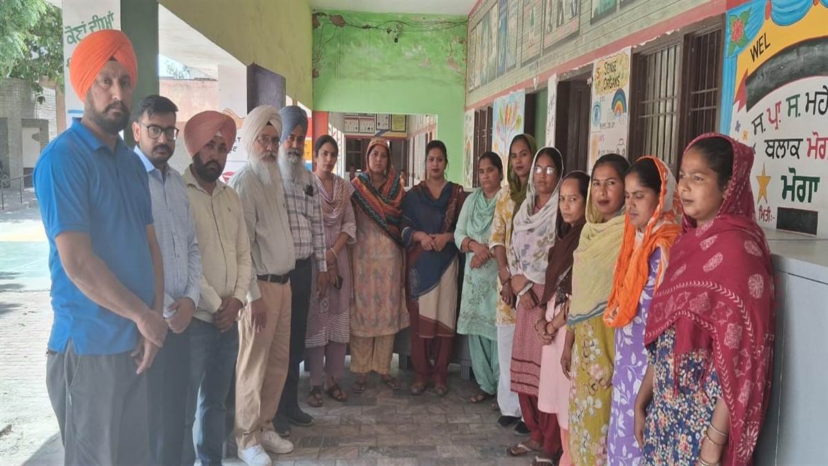 ਸਰਕਾਰੀ ਪ੍ਰਾਇਮਰੀ ਸਕੂਲ ਮਹੇਸ਼ਰੀ ਨੂੰ 9 ਅਲਮਾਰੀਆਂ ਭੇਟ ਕੀਤੀਆਂ
