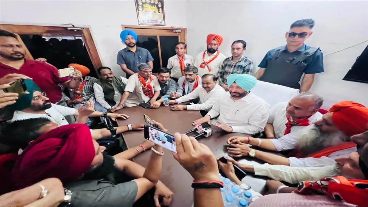 ਪੰਜਾਬ 'ਚ ਜੰਗਲ ਰਾਜ ਵਰਗੇ ਹਾਲਾਤ' : ਰਵਨੀਤ ਬਿੱਟੂ