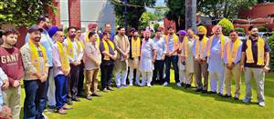 ਭਾਜਪਾ ਆਗੂਆਂ ਦਾ ਵਫ਼ਦ ਹਰਿਆਣਾ ਦੇ ਮੁੱਖ ਮੰਤਰੀ ਸੈਣੀ ਨੂੰ ਮਿਲਿਆ