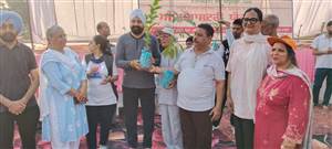 ਕੈਂਟ ਬੋਰਡ ਸਟੇਡੀਅਮ ਫਿਰੋਜ਼ਪੁਰ ਛਾਉਣੀ ਵਿਖੇ ਮਨਾਇਆ ਗਿਆ ਯੋਗ ਦਿਵਸ