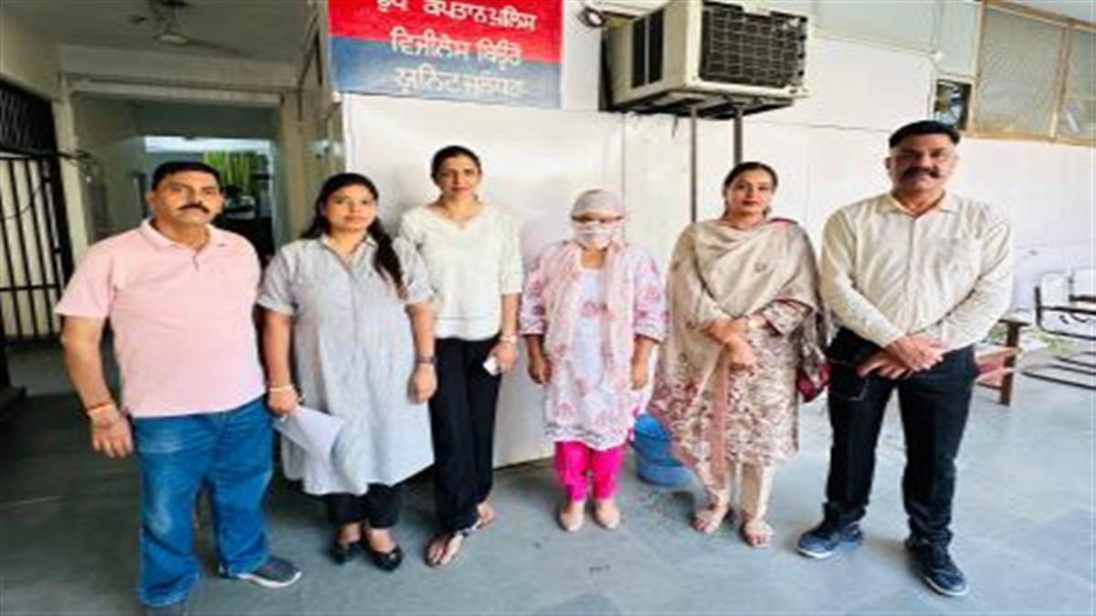 Jalandhar News : ਭ੍ਰਿਸ਼ਟਾਚਾਰ ਖ਼ਿਲਾਫ਼ ਵਿਜੀਲੈਂਸ ਦੀ ਵੱਡੀ ਕਾਰਵਾਈ, ਵੱਢੀ ਲੈਂਦੀ ਐੱਸਆਈ ਰੰਗੇ ਹੱਥੀਂ ਕਾਬੂ