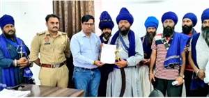 ਪੁਲਿਸ ਪ੍ਰਸ਼ਾਸਨ ਦੇ ਭਰੋਸੇ ਪਿੱਛੋਂ ਨਿਹੰਗ ਜਥੇਬੰਦੀਆਂ ਵੱਲੋਂ 21 ਤਰੀਕ ਨੂੰ ਲੱਗਣ ਵਾਲੇ ਖ਼ਾਲਸਾ ਰਾਜ ਟੈਕਸ ਅੱਗੇ ਪਾਇਆ, ਜਲਦ ਮੀਟਿੰਗ ਕਰਾਉਣ ਦਾ ਕੀਤਾ ਵਾਅਦਾ
