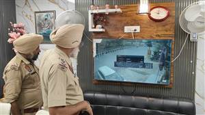 ਕੁੱਟਮਾਰ ਕਰਕੇ ਬਦਮਾਸ਼ਾਂ ਨੇ ਡਰਾਈਵਰ ਤੋਂ ਕਾਰ ਖੋਹੀ