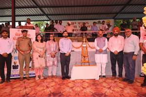 ‘ਖੇਡਾਂ ਵਤਨ ਪੰਜਾਬ ਦੀਆਂ’ ਸੀਜ਼ਨ-4 ਤਹਿਤ ਮਸ਼ਾਲ ਰੈਲੀ ਦਾ ਜਲੰਧਰ ’ਚ ਸ਼ਾਨਦਾਰ ਸਵਾਗਤ