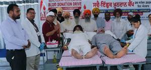 ਭਾਈ ਘਨੱਈਆ ਜੀ ਦੇ ਮਲ੍ਹਮ ਪੱਟੀ ਦਿਵਸ ਤੇ ਖ਼ੂਨਦਾਨ ਕੈਂਪ ਲਗਾਇਆ