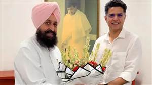 Punjab Congress 'ਚ ਹਲਚਲ ਦੌਰਾਨ ਬਾਜਵਾ ਦੀ ਦਿੱਲੀ 'ਚ ਪਾਇਲਟ ਨਾਲ ਮੁਲਾਕਾਤ, ਰਾਹੁਲ ਗਾਂਧੀ ਦੇ ਪੰਜਾਬ ਦੌਰੇ 'ਤੇ 4-5 ਦਿਨਾਂ 'ਚ ਫੈਸਲਾ