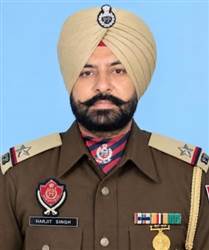 ASI ਹੱਤਿਆਕਾਂਡ; ਤਰਨਤਾਰਨ-ਅੰਮ੍ਰਿਤਸਰ ਸਰਹੱਦ ’ਤੇ ਆਪ੍ਰੇਸ਼ਨ ਹੰਟ, ਮੁਕਾਬਲੇ ਮਗਰੋਂ ਦੂਜੇ ਦੋਸ਼ੀ ਦੀ ਭਾਲ 'ਚ ਪੁਲਿਸ, ਦੀਪਕ ਦੇ ਮੋਬਾਈਲ ਨੇ ISI ਹੈਂਡਲਰ ਦੇ ਖੋਲ੍ਹੇ ਰਾਜ਼